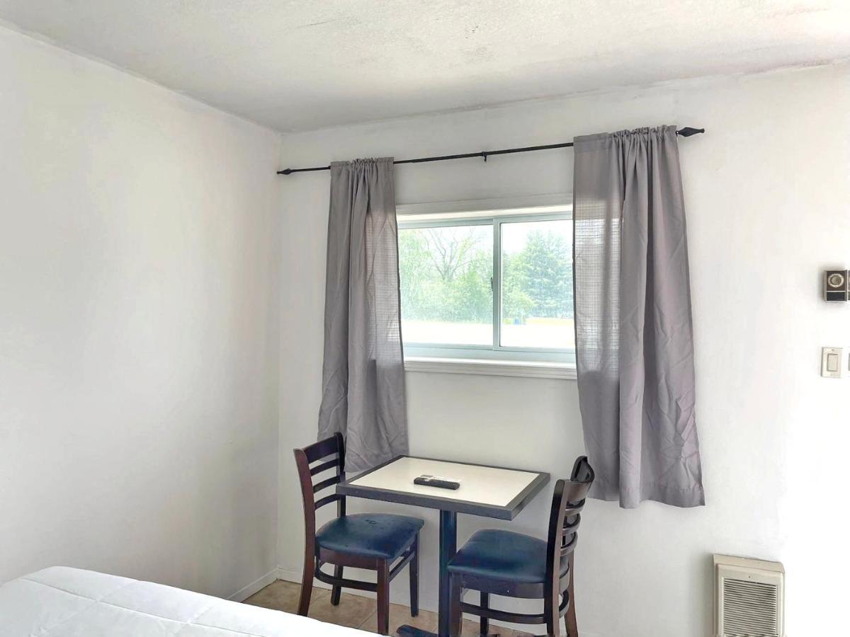 Sunny Motel פורט אלגין מראה חיצוני תמונה